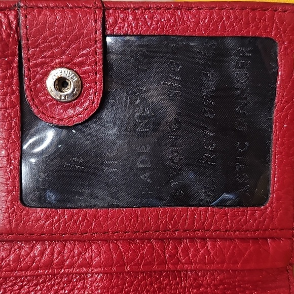 Kate Spade Red Pebbled  Leather Wallet W/Black Storybook Lining - Picture 8 of 16